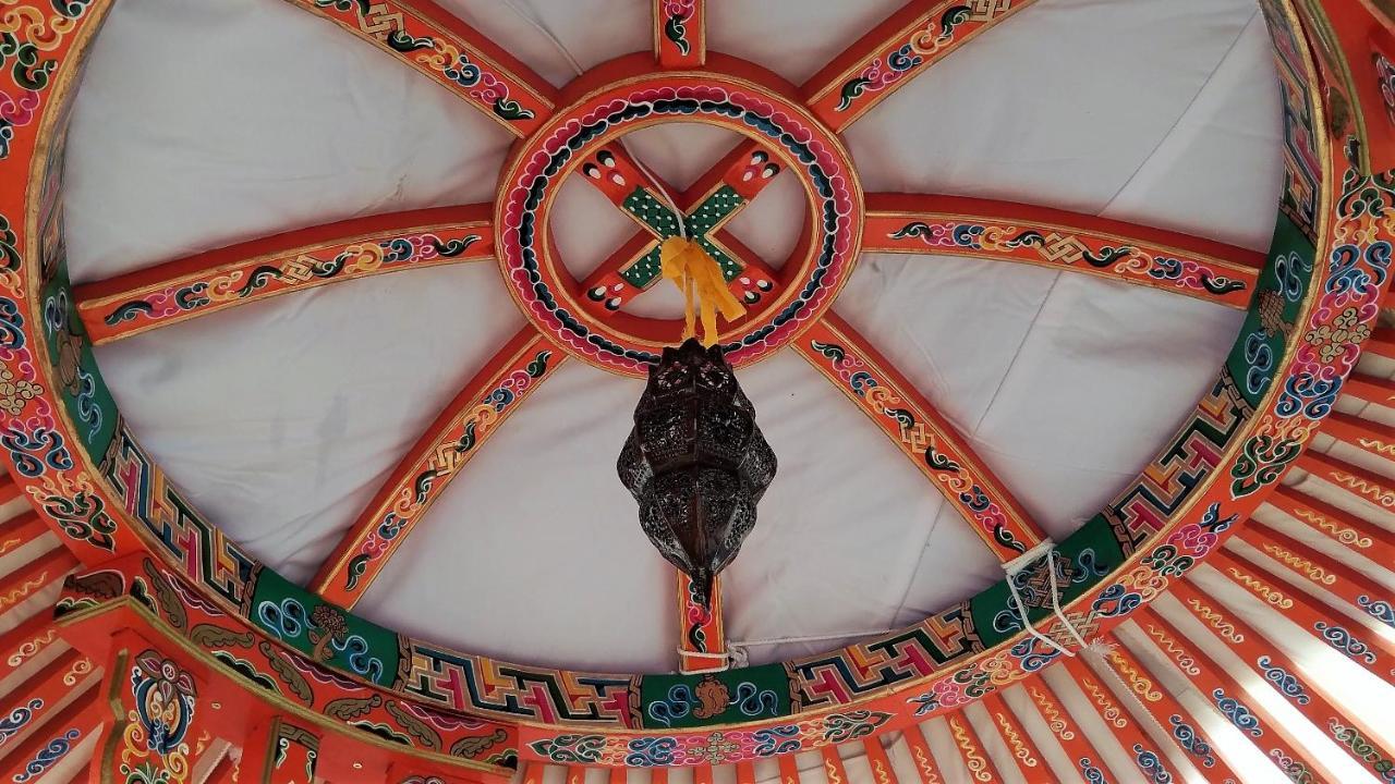 Mongolische Jurte Im Art.Quartier Hotel Velgast ภายนอก รูปภาพ